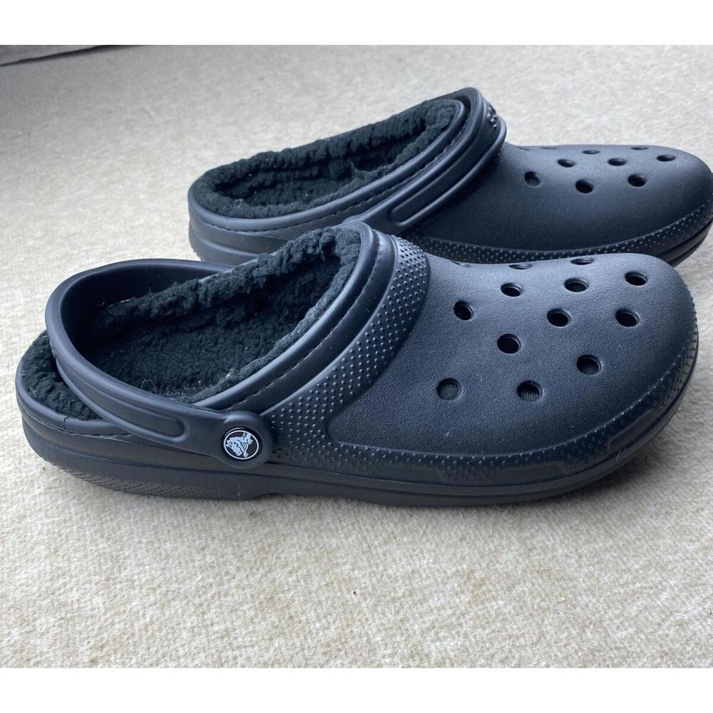 Mens Crocs Classic Lined Clogs  Adults' Classic Fuzz-Lined Clogs Size 11 M